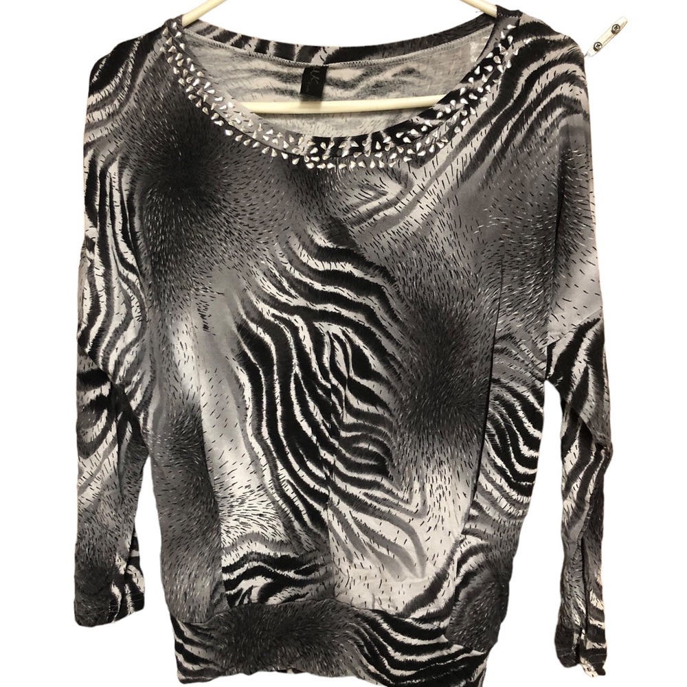 Women’s  Zebra Print Top w/Beaded Neckline, Pleating Front, & Hip Band SZ 12